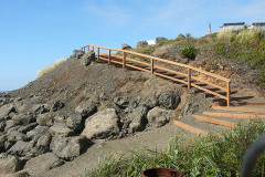gallery-stairs-to-the-beach